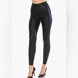 Black Faux Leather Leggings sexy NWT Comfy size MED Fits 10 To 14 Womens